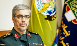 رئیس ستادکل نیروهای مسلح:

دشمنان انقلاب اسلامی نتوانستند حتی ضربه‌ای کوچک به ایران اسلامی بزنند