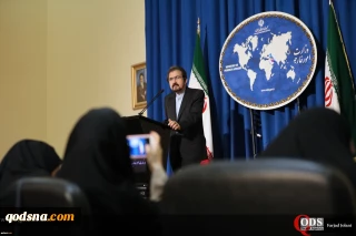 المتحدث باسم الخارجية الايرانية خلال موتمره الصفي الاُسبوعي:

نتانياهو مهرج من الدرجة الثالثة // لا نرد علي الارهابيين والجُناة التي تلطخت أيديهم بدماء الابرياء