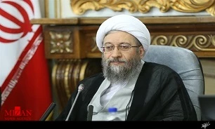 خلال اجتماعه مع كبار مسؤولي جهاز القضاء في ايران

رئيس السلطة القضائية في ايران: امريكا لن تستطيع بعد اليوم التغطية علي جرائم الكيان الصهيوني