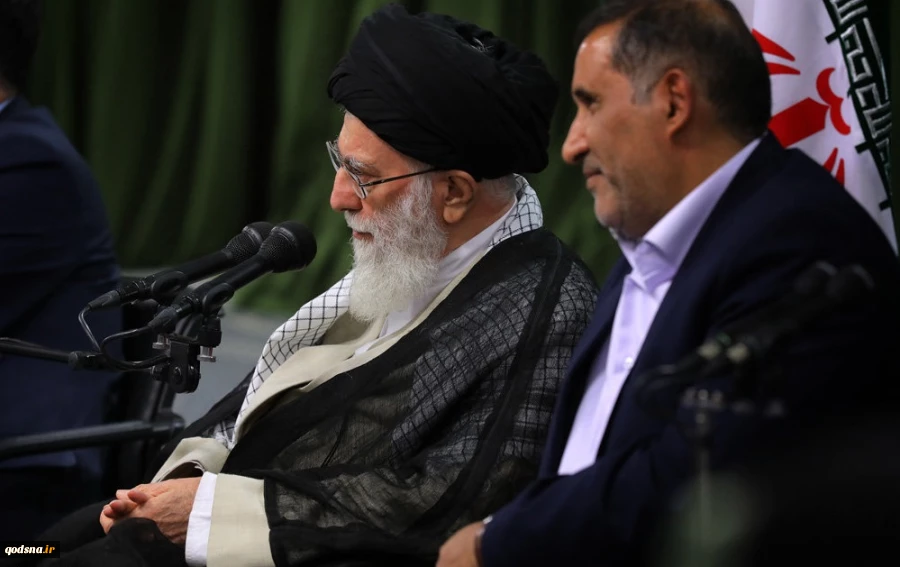 Rahbar terima para puisi atas ulang tahun Imam Hassan 8