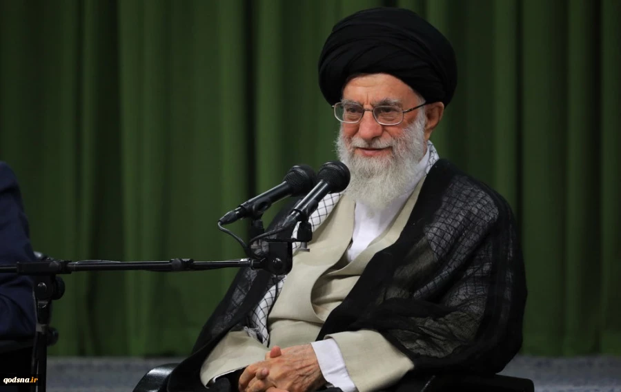 Rahbar terima para puisi atas ulang tahun Imam Hassan 10