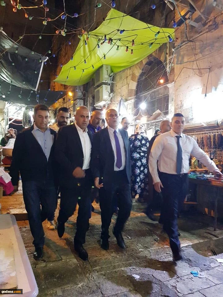 اهالی قدس یک سازشکار را از مسجدالاقصی اخراج کردند 2