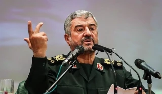القائد العام لحرس الثورة الاسلامية:

جاهزون تماما للتصدي لمؤامرات الاعداء