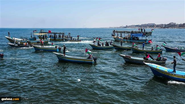 New flotilla sets sail from Gaza in protest at Israeli siege
 2