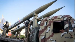 Israel Bunyikan Sirine Bahaya Panik Hadapi Roket Palestina