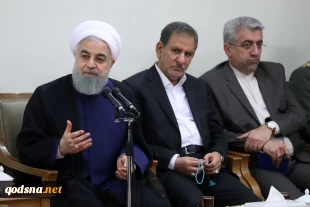 رهبر معظم انقلاب در دیدار رئیس‌جمهور و اعضای هیئت دولت:

نشان دادن اقتدار در مقابل بیگانگان بویژه امریکایی‌ها امری لازم است/تحرک عملیاتی و هدفمند دیپلماسی افزایش یابد/مشکلات را با مردم در میان بگذارید و  نقشه دشمن را برای آنها تبیین کنید 3