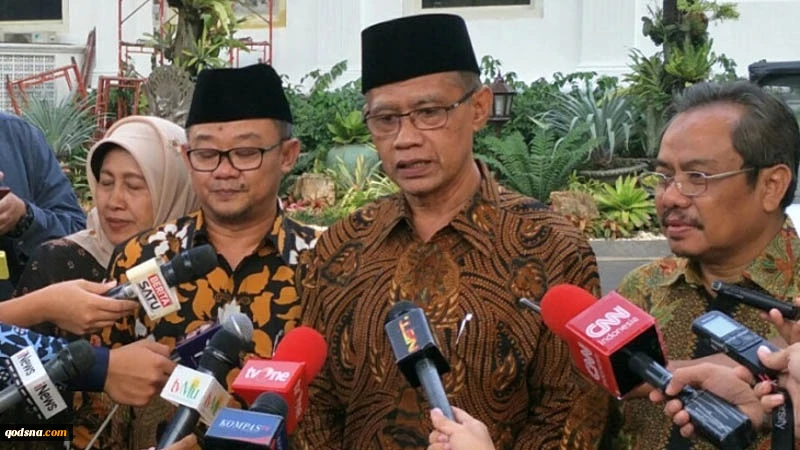 Menjadikan Agama Sebagai Pencerahan Umat 2