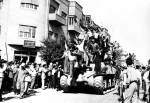 گروه تحلیل و تفسیر قدسنا گزارش می دهد:

دشمنی ایالات متحده آمریکا با ملت ایران؛ از کودتای 28 مرداد تا تحریم های ترامپ 4