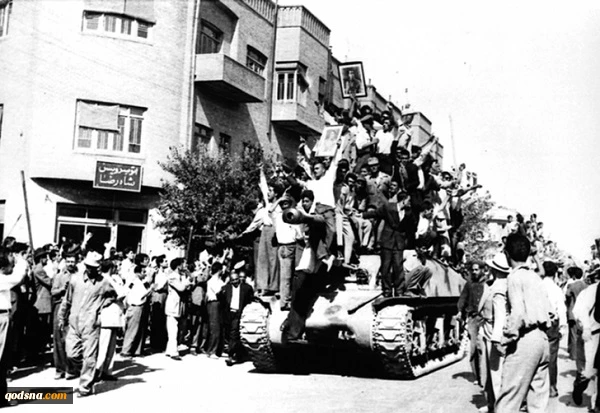 گروه تحلیل و تفسیر قدسنا گزارش می دهد:

دشمنی ایالات متحده آمریکا با ملت ایران؛ از کودتای 28 مرداد تا تحریم های ترامپ 4