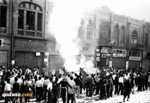 گروه تحلیل و تفسیر قدسنا گزارش می دهد:

دشمنی ایالات متحده آمریکا با ملت ایران؛ از کودتای 28 مرداد تا تحریم های ترامپ 5