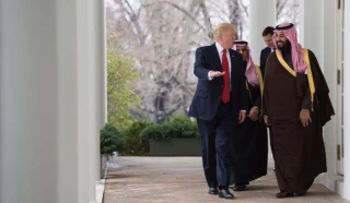 الخارجية الايرانية:

الدول التي تزود القوات الغازية لليمن بالسلاح شريكة في الجرائم المرتكبة هناك وعليها ان تتحمل مسؤولية سياساتها