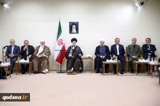 رهبر انقلاب در دیدار اعضای هیات دولت:

مذاکره با مسئولان وقیح و هتاک امریکا در هیچ سطحی انجام نخواهد شد/ مسئولان اقتصادی در حل مشکلات باید شب و روز نشناسند/ شاخص‌های حکومت علوی عدالت، پاکدامنی، پارسایی است
