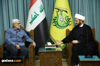 في لقاء مع امين عام النجباء؛

ابومهدي المهندس يشيد بدور النجباء في تحقيق الامن في حزام بغداد+ صور