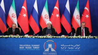 Pertemuan Presiden Iran, Rusia dan Turki Digelar di Tehran