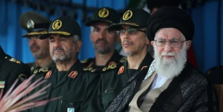 رهبر انقلاب در دانشگاه علوم دریایی نوشهر:

ملت ایران از اخم آمریکا نهراسید و آن را به عقب‌نشینی و شکست کشاند