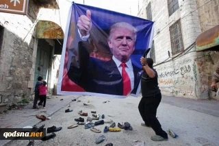قائد في الحرس الثوري مؤكدا على ان لا مكان لأمريكا في المعادلات الاقليمية

الاستكبار العالمي ومنذ بداية الثورة، نفذ العديد من المؤامرات والمخططات للقضاء على الثورة او التصدي لها