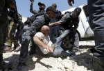Israeli forces kill Palestinian, injure scores of others 2