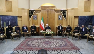 رئیس جمهور در فرودگاه مهرآباد:

پاسخ جنایت در اهواز در چارچوب قانونی و مصالح کشور به جانیان داده می‌شود / دولت برای مقابله با اقدامات آمریکا آماده است و آمریکایی‌ها پشیمان خواهند شد