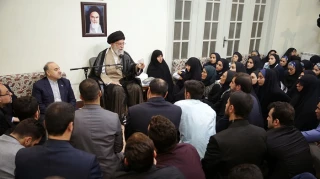 رهبر معظم انقلاب اسلامی:

مطمئنا گوشمالی سختی به عوامل بزدل حادثه تلخ اهواز خواهیم داد/ رژیم غاصب، کذّاب و نژادپرست صهیونیستی ساقط خواهد شد