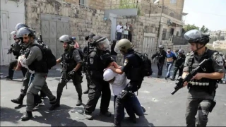 Militer Israel Tangkap Tiga Warga Palestina di Ramallah
