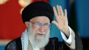 سخنرانی مقام معظم رهبری در استادیوم صد هزار نفری آزادی 3