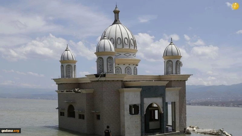 Masjid Terapung Palu Sulawesi 2