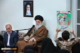 رهبر معظم انقلاب در دیدار خانواده شهدای مدافع حرم:

اگر مدافعان حرم نبودند راهپیمایی اربعین نبود/برکات این شهدا در دنیای اسلام بزودی دیده می‎شود