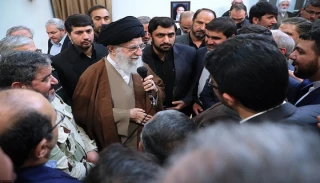 رهبر انقلاب در دیدار مسئولان سازمان پدافند غیرعامل:

پدافند غیرعامل کاملاً هوشیار و جدی با هرگونه نفوذ مقابله کند