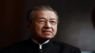 Raja Saudi Undang Mahathir Mohamad ke Riyadh