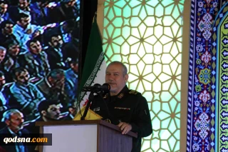 المستشار الأعلي لسماحة قائد الثورة الاسلامية

العار باق علي بعض الدول العربية التي جرّت الأعداء إلي المنطقة وبذلك ارتكبت خيانة كبري بحق الشعوب خاصة ضد الحركة الفلسطينية