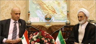 نائب رئيس مجموعة الصداقة البرلمانية الإيرانية والسورية:

طهران دائما إلي جانب دمشق في مسار دعم الأمن والاستقرار بالمنطقة