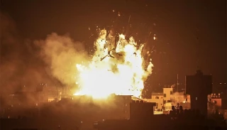 أدانت قصف مبني فضائية الأقصي بغزة

الخارجية الإيرانية: القمع الذي يمارسه الكيان الصهيوني السفاح ضد الوعي الإعلامي والتنوير، كابوس من كوابيس هذا الكيان المحتل