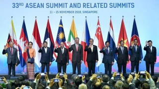 Diplomasi Jokowi di KTT ASEAN di Singapura