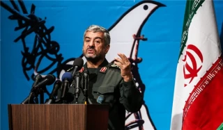 قائد حرس الثورة الاسلامية: قوة أميركا وهيمنتها ماضية الى الزوال
