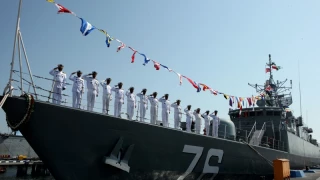 AL Iran Miliki Generasi Baru Kapal Perang Moj dan Jamaran