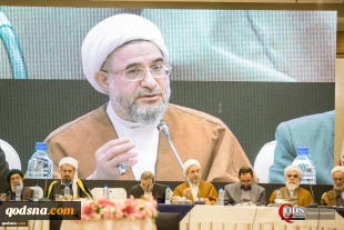 مراسم اختتامیه نشست شورای مرکزی کنگره جهانی محبان اهل بیت (علیهم السلام) برگزار شد؛

آیت الله اراکی: وحدت، عزت و قدرت سه مقوله درهم تنیده جامعه اسلامی است/ دکتر ولایتی: در تعالیم اهل بیت علیهم السلام باید به ندای مظلوم پاسخ داده شود + بیانیه پایانی 5