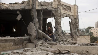 Israel Serang Rumah Pejuang Perempuan Palestina di Ramallah
