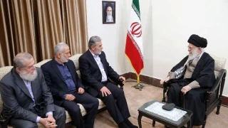 Rahbar: Israel Pasti Bertekuk Lutut