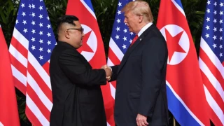 Trump Berminat Bertemu kembali dengan Kim Jong un