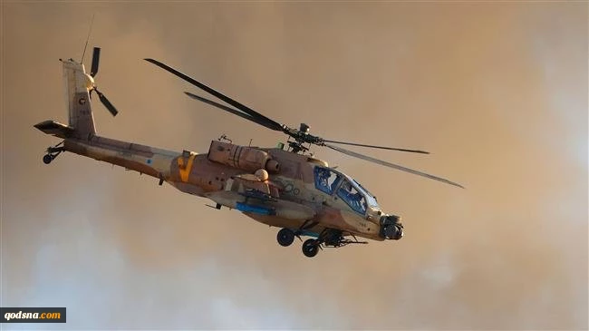 Israel's military helicopters strike Hamas posts south of Gaza Strip 2