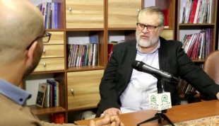 در گفتگو با قدسنا عنوان شد؛

انتقادات نادر طالب زاده از رویکرد تعامل با تحولات یمن/ «یمن در رادار دولت نیست»+ فیلم 2