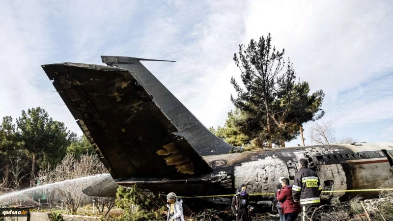 Pesawat Boeing 707 Jatuh atas Rumah Warga Tehran di Iran 2