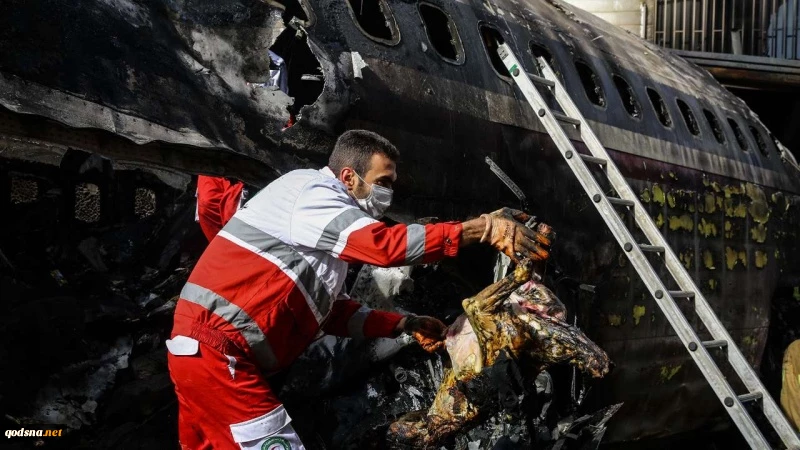 Pesawat Boeing 707 Jatuh atas Rumah Warga Tehran di Iran 9