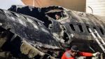 Pesawat Boeing 707 Jatuh atas Rumah Warga Tehran di Iran 18