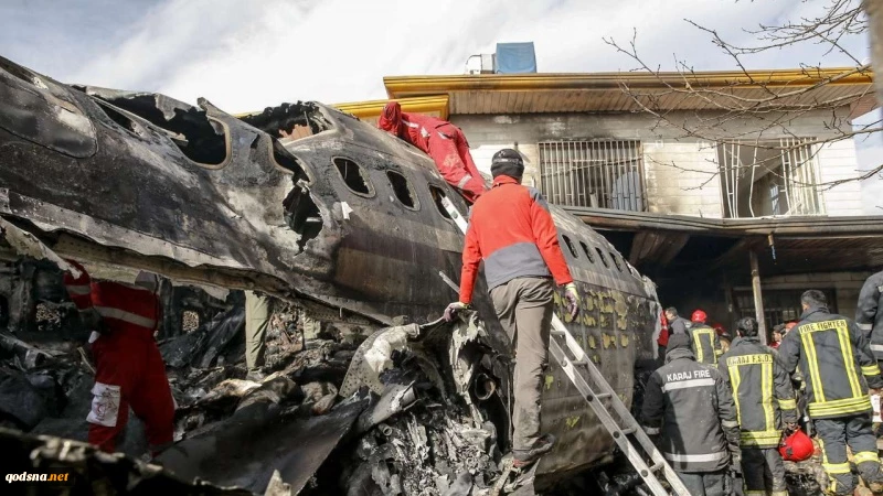 Pesawat Boeing 707 Jatuh atas Rumah Warga Tehran di Iran 19