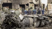 Pesawat Boeing 707 Jatuh atas Rumah Warga Tehran di Iran 20
