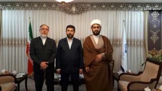 دیدار صمیمی دبیر استانی جمعیت دفاع از ملت فلسطین با استاندار خوزستان