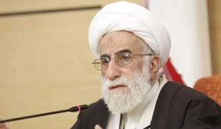 في كلمته في مرقد الامام الخميني (رض) بمناسبة الذكرى الاربعين لعودة الامام الخميني (رض)

جنتي: عندما انتصرت الثورة لم يكن العالم يصدق ان يحقق النظام الاسلامي كل هذه الانجازات رغم مؤامرات الاعداء
