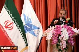 ولايتي : الثورة الاسلامية اعادت ايران الي اصحابها الحقيقيين