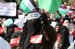 تظاهرات بزرگ فلسطینی‌ها با تاکید بر لزوم کناره گیری ابومازن 5